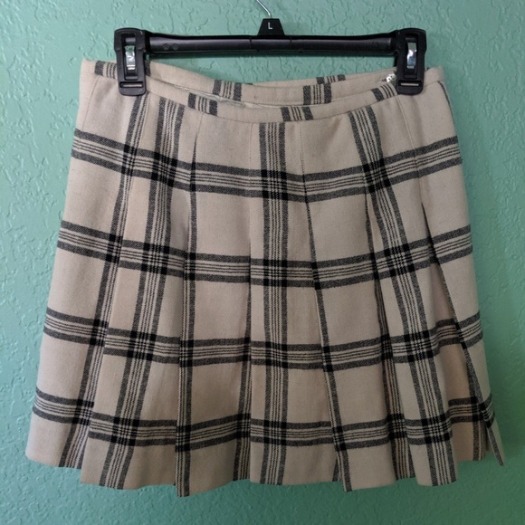 💞🖋️ plaid belted aline skirt 💞🖋️ - Picture 3 of 3